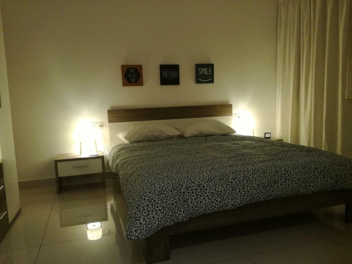 No8 @ Seabreeze Court Apartamento Mellieha Exterior foto